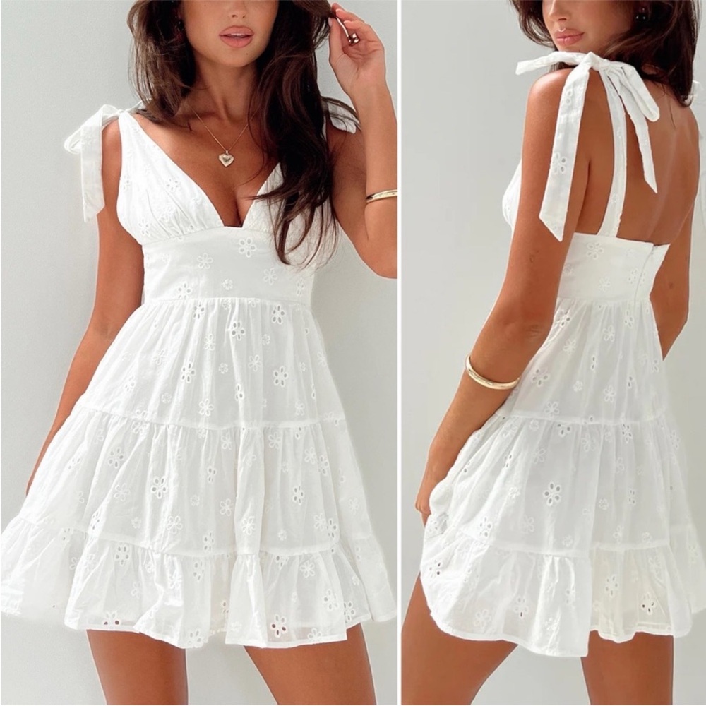 Princess Polly White Ruffled eyelet Mini Dress size 2